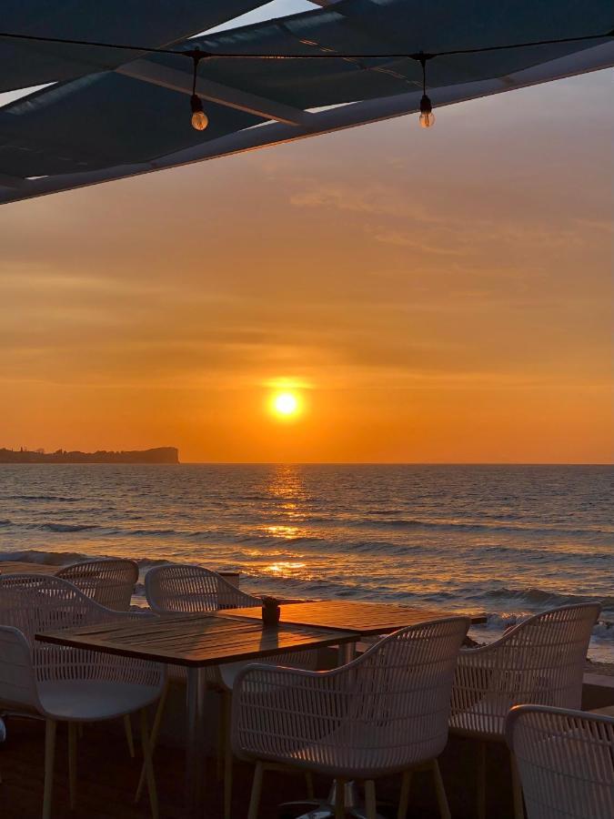 SunRose Beach Aparthotel Acharavi  Exterior foto